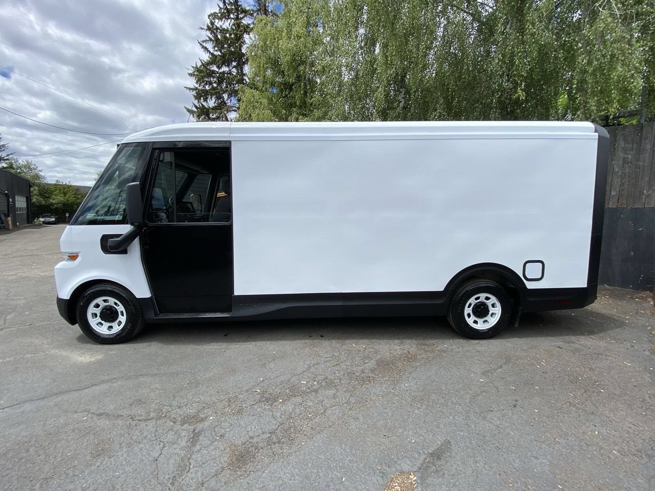 2023 BrightDrop Zevo 600 EJY