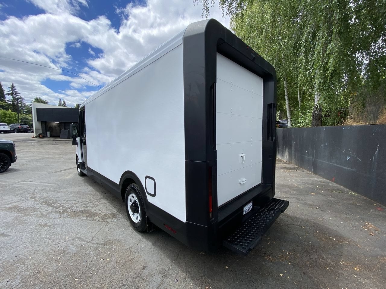 2023 BrightDrop Zevo 600 EJY