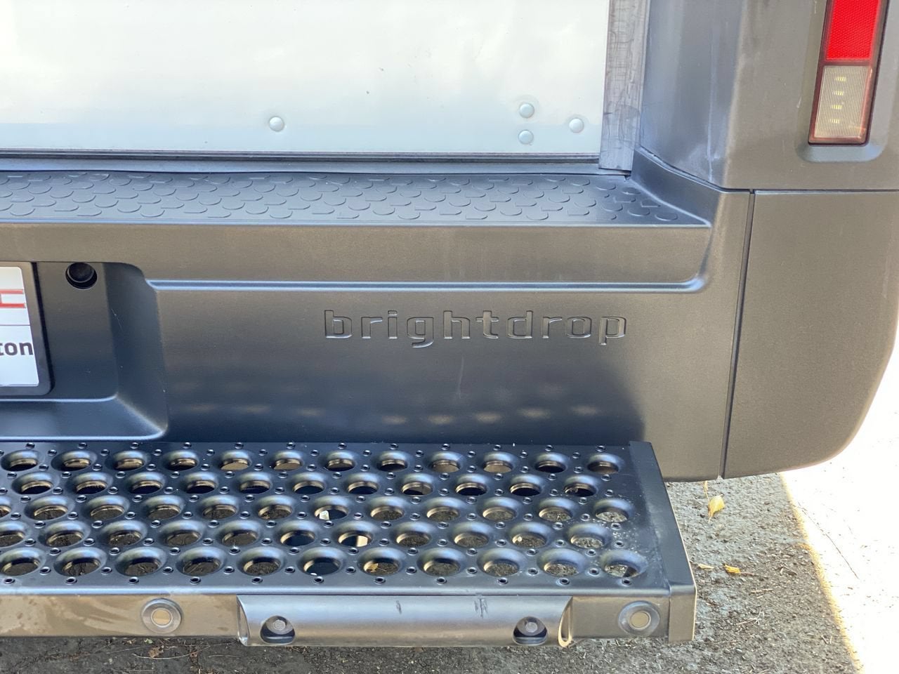 2023 BrightDrop Zevo 600 EJY