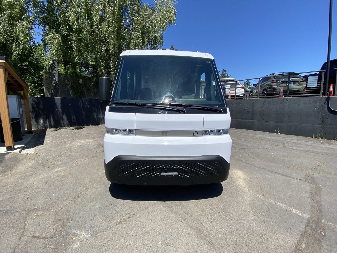 2023 BrightDrop Zevo 600 EJY