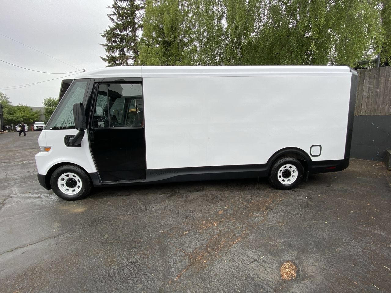 2023 BrightDrop Zevo 600 EJY