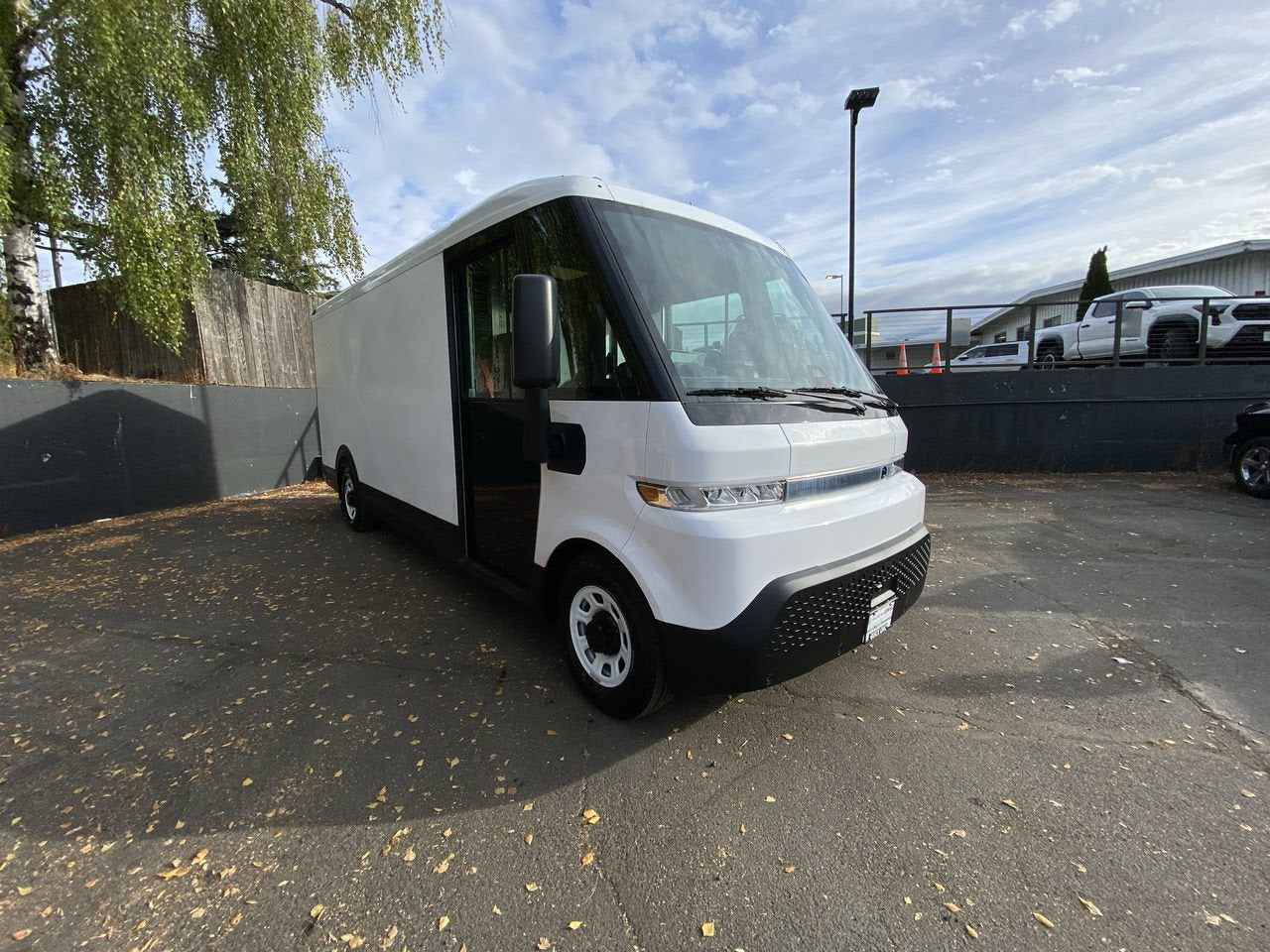 2023 BrightDrop Zevo 600 EJY