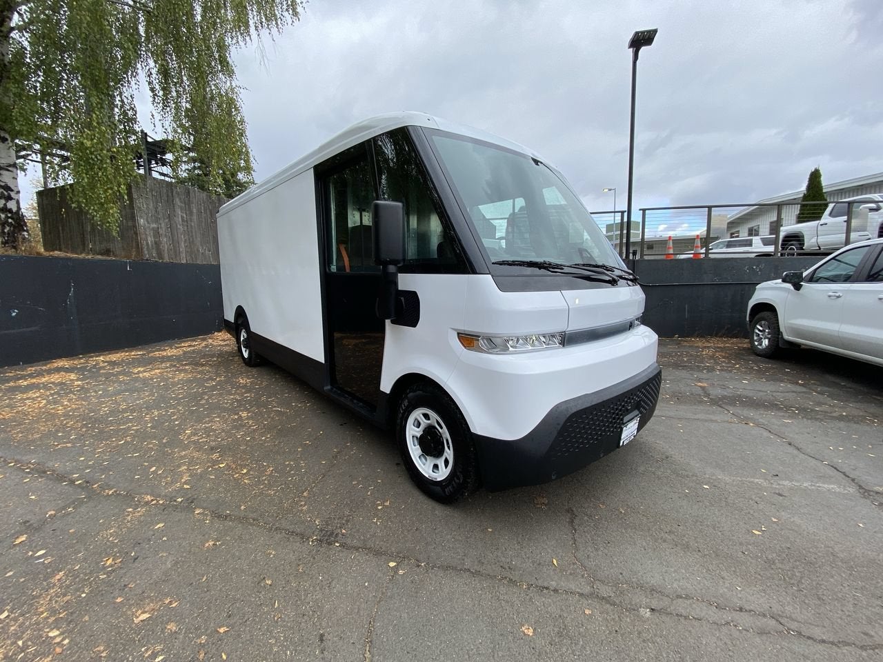 2024 BrightDrop Zevo 600 EJY