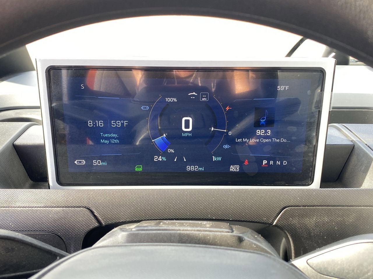 2024 BrightDrop Zevo 600 EJY