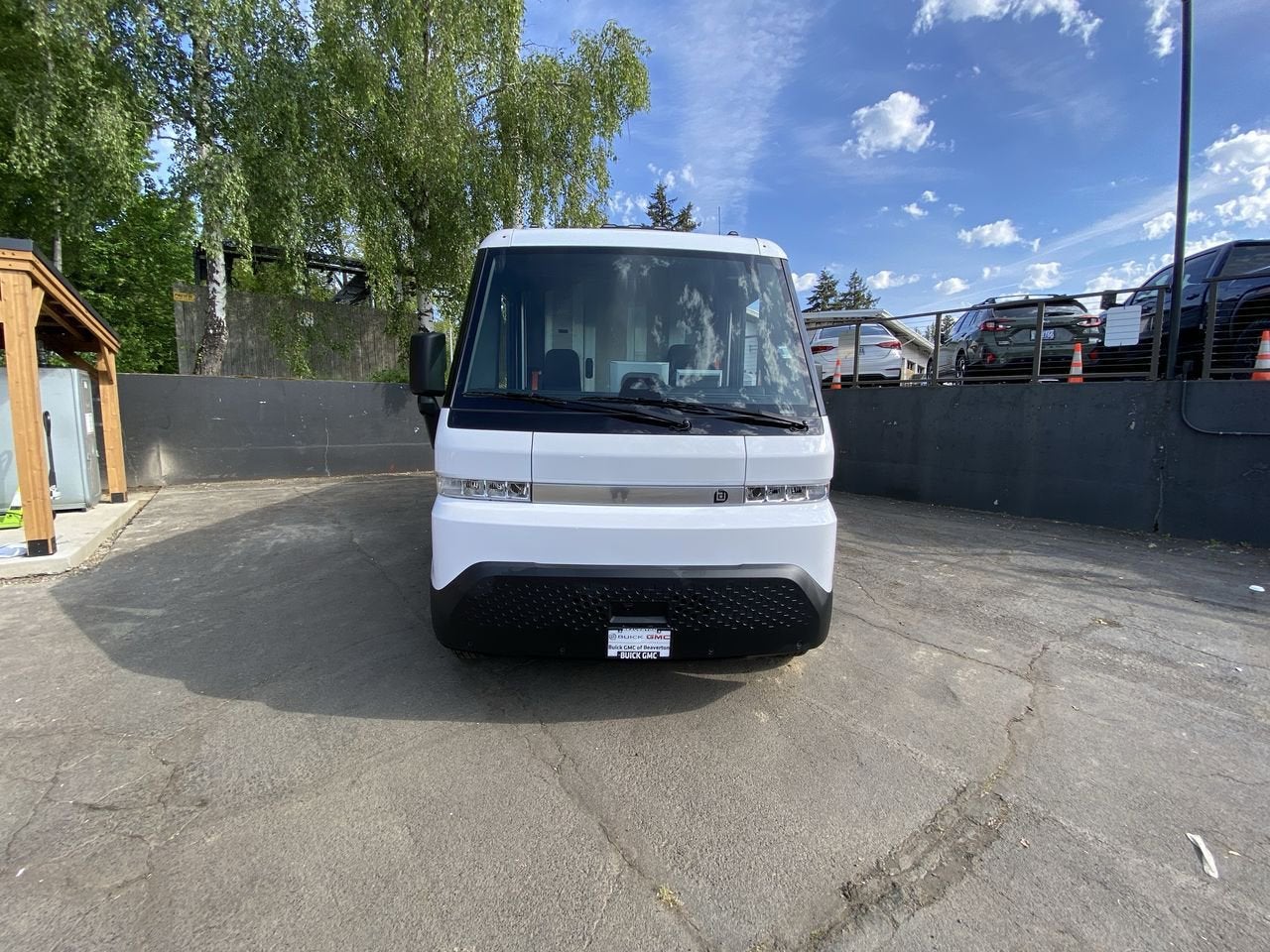 2024 BrightDrop Zevo 600 EJY