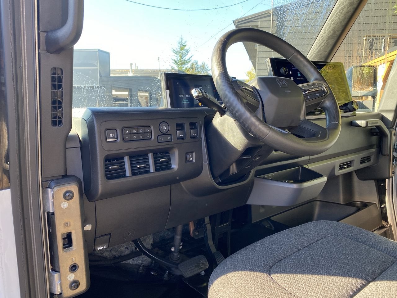 Used 2024 Chevrolet BrightDrop Zevo 600 with VIN 2G5ZJ3TY7R9102915 for sale in Portland, OR