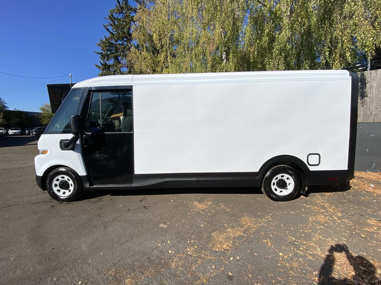 2024 BrightDrop Zevo 600 EJY