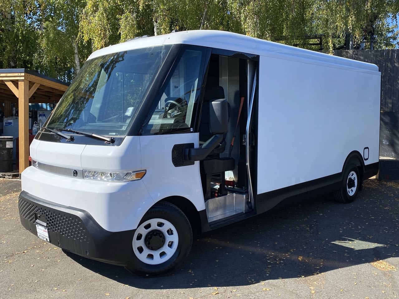 2024 BrightDrop Zevo 600 EJY