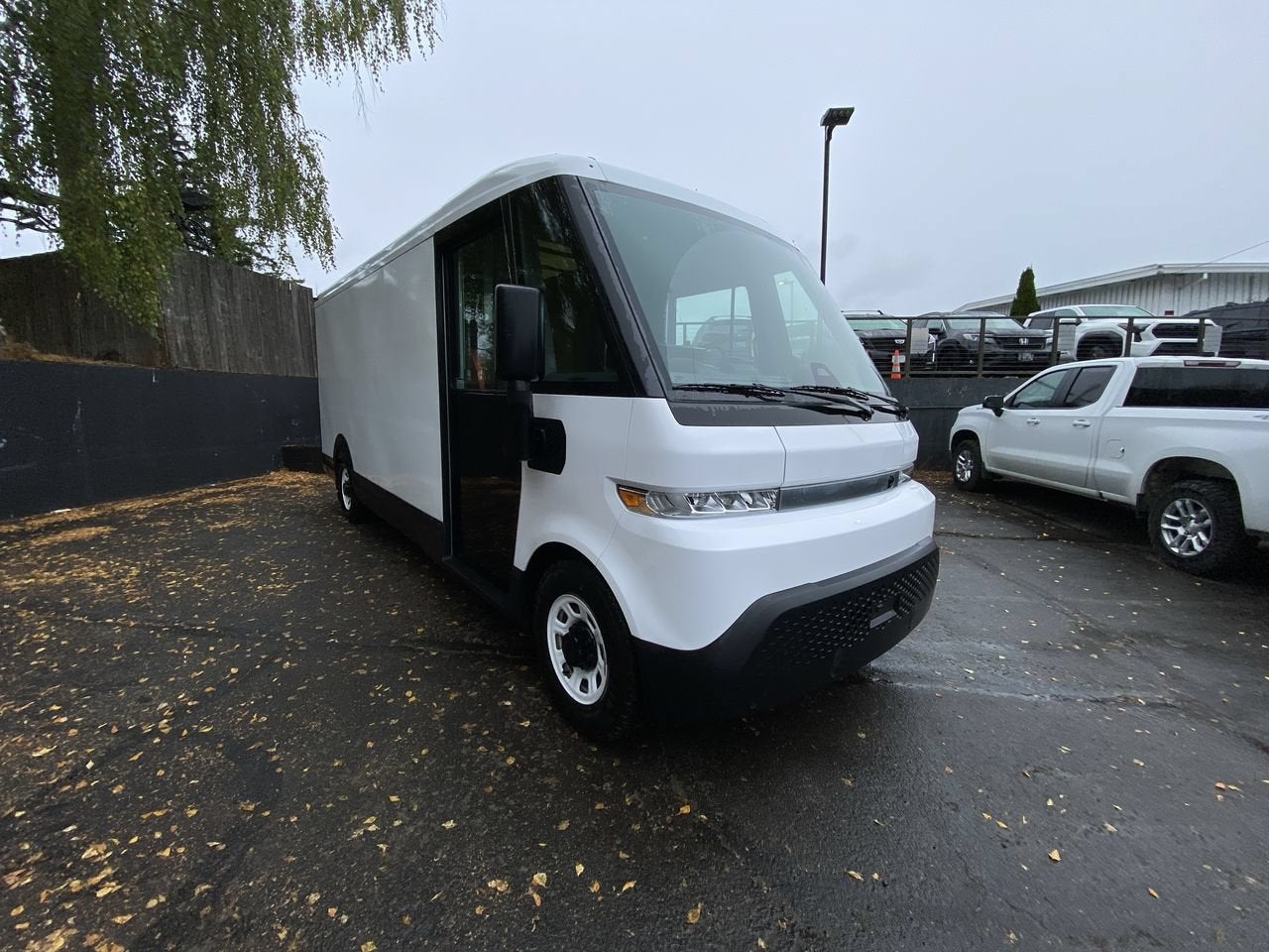 2024 BrightDrop Zevo 600 EJY