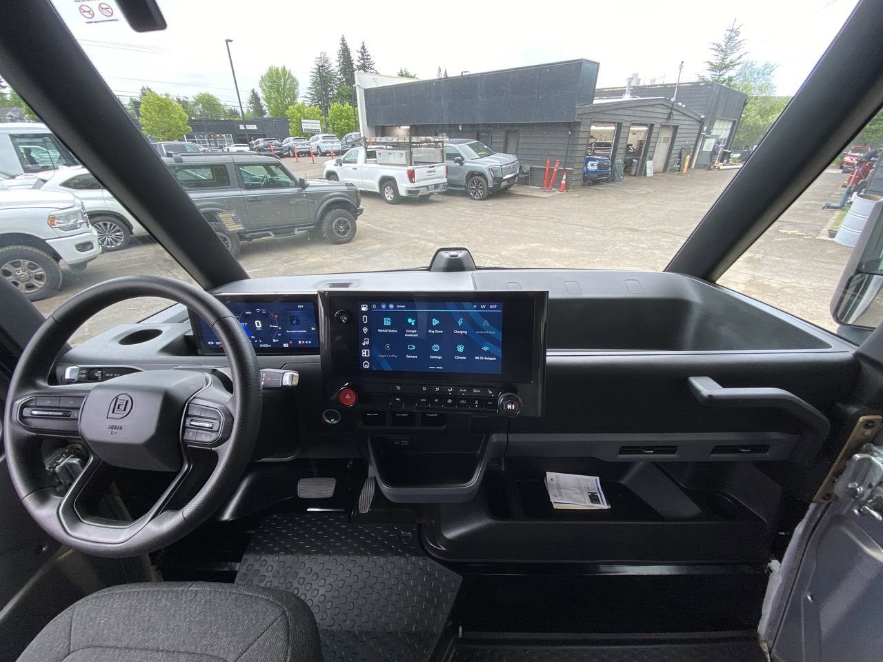 2024 BrightDrop Zevo 600 EJY