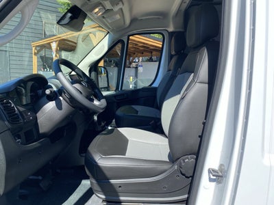 2026 RAM ProMaster Cargo Van Tradesman