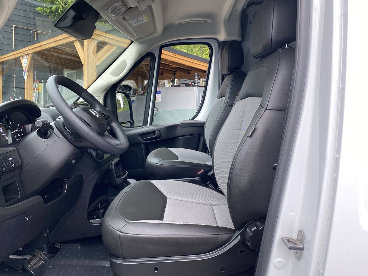 2026 RAM ProMaster Cargo Van Tradesman