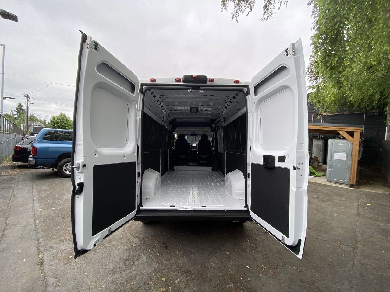 2026 RAM ProMaster Cargo Van Tradesman