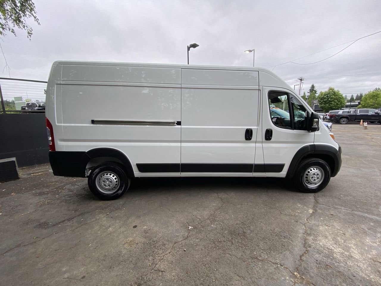 2026 RAM ProMaster Cargo Van Tradesman