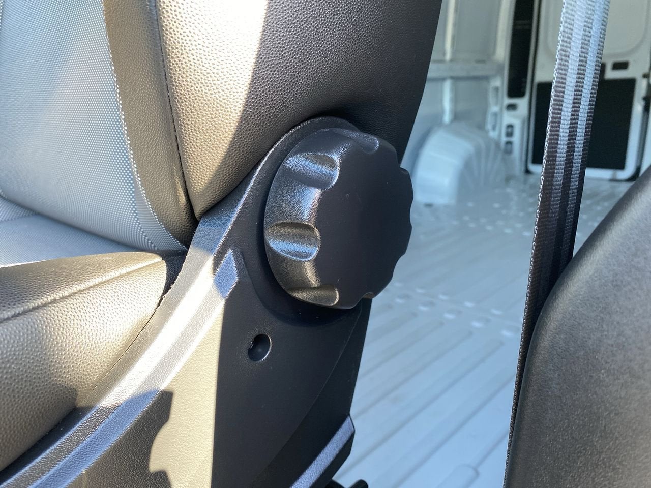 2026 RAM ProMaster Cargo Van Tradesman