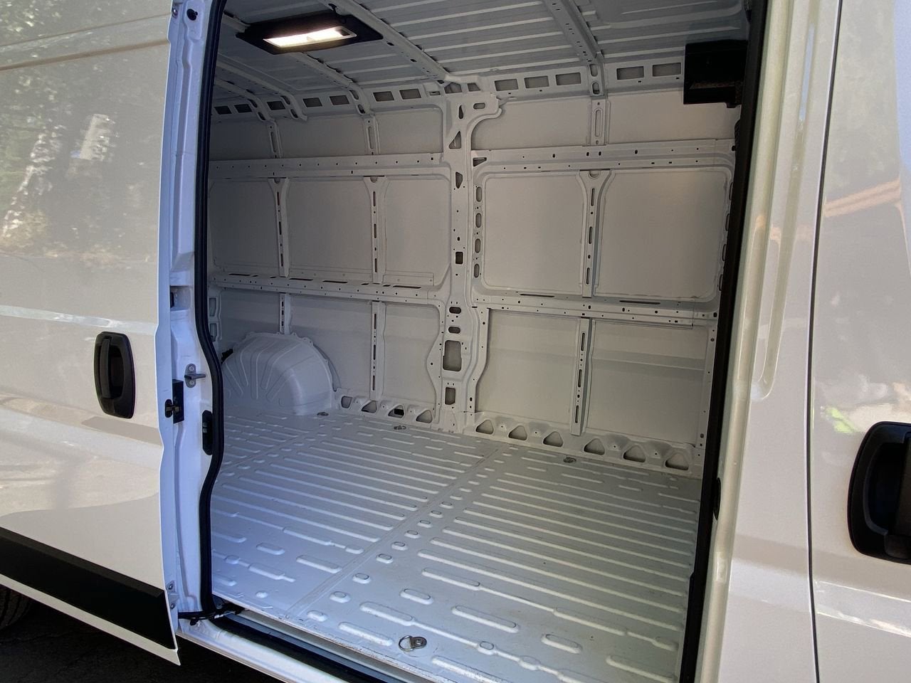 2026 RAM ProMaster Cargo Van Tradesman