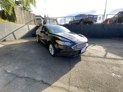2017 Ford Fusion SE