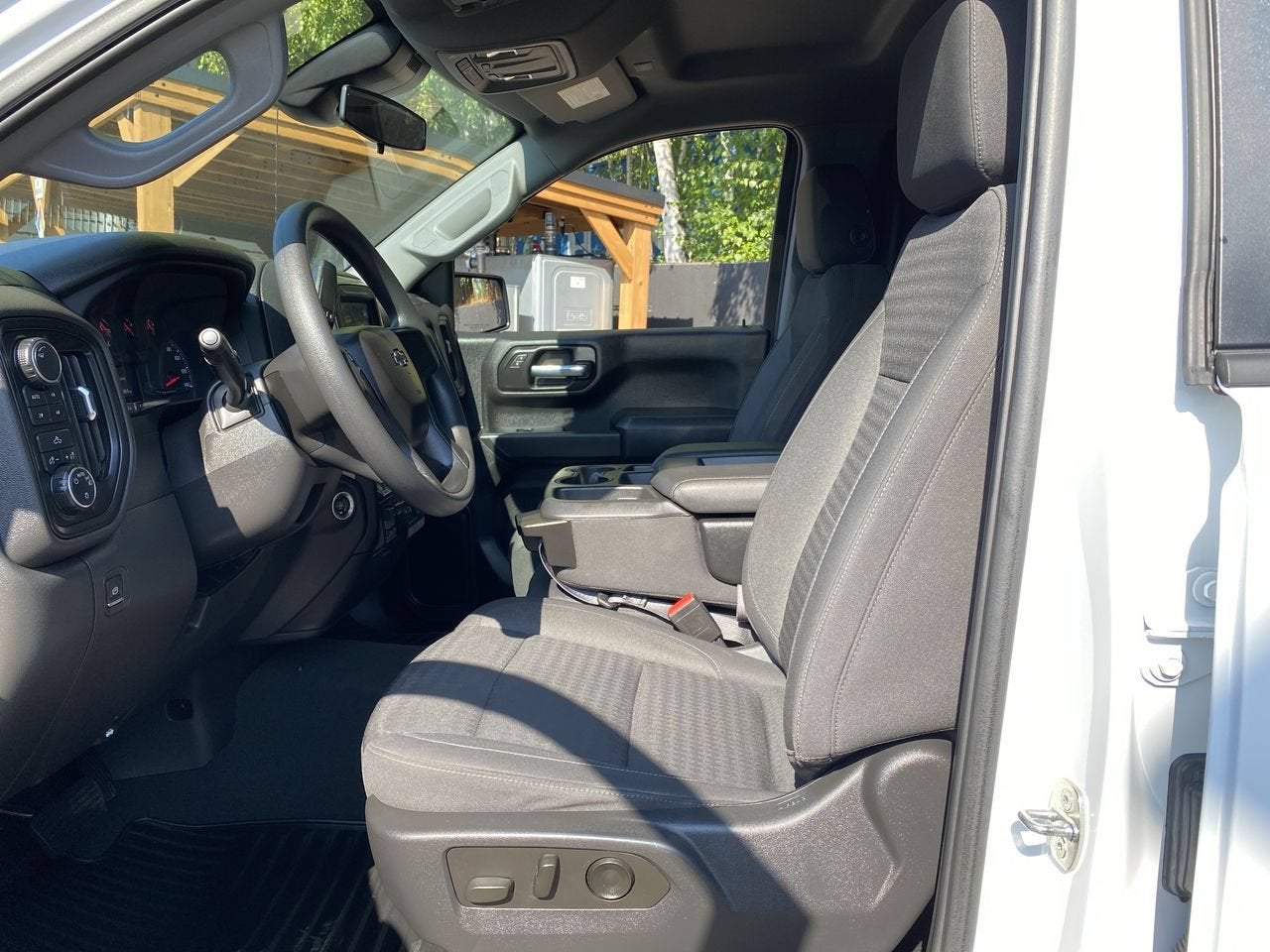 2022 Chevrolet Silverado 1500 Custom Trail Boss