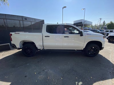 2022 Chevrolet Silverado 1500 Custom Trail Boss
