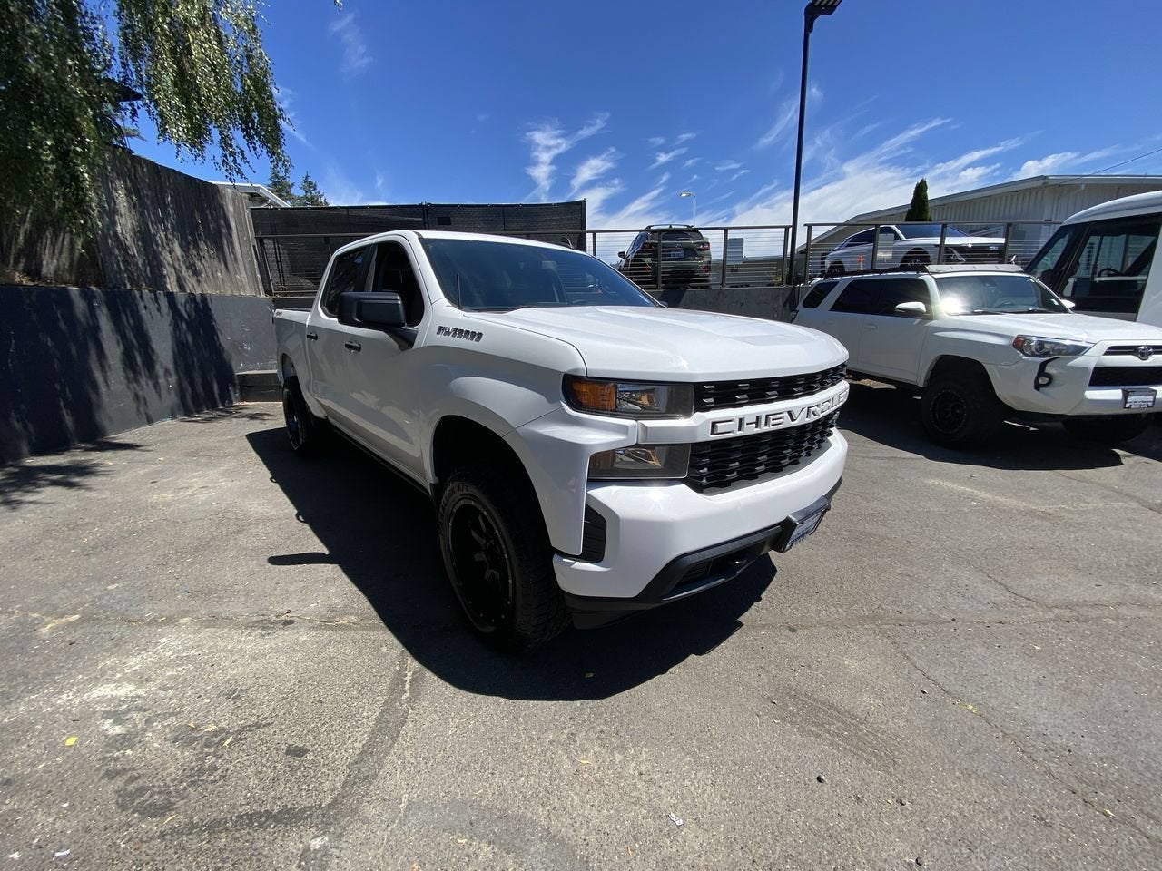 2020 Chevrolet Silverado 1500 Custom