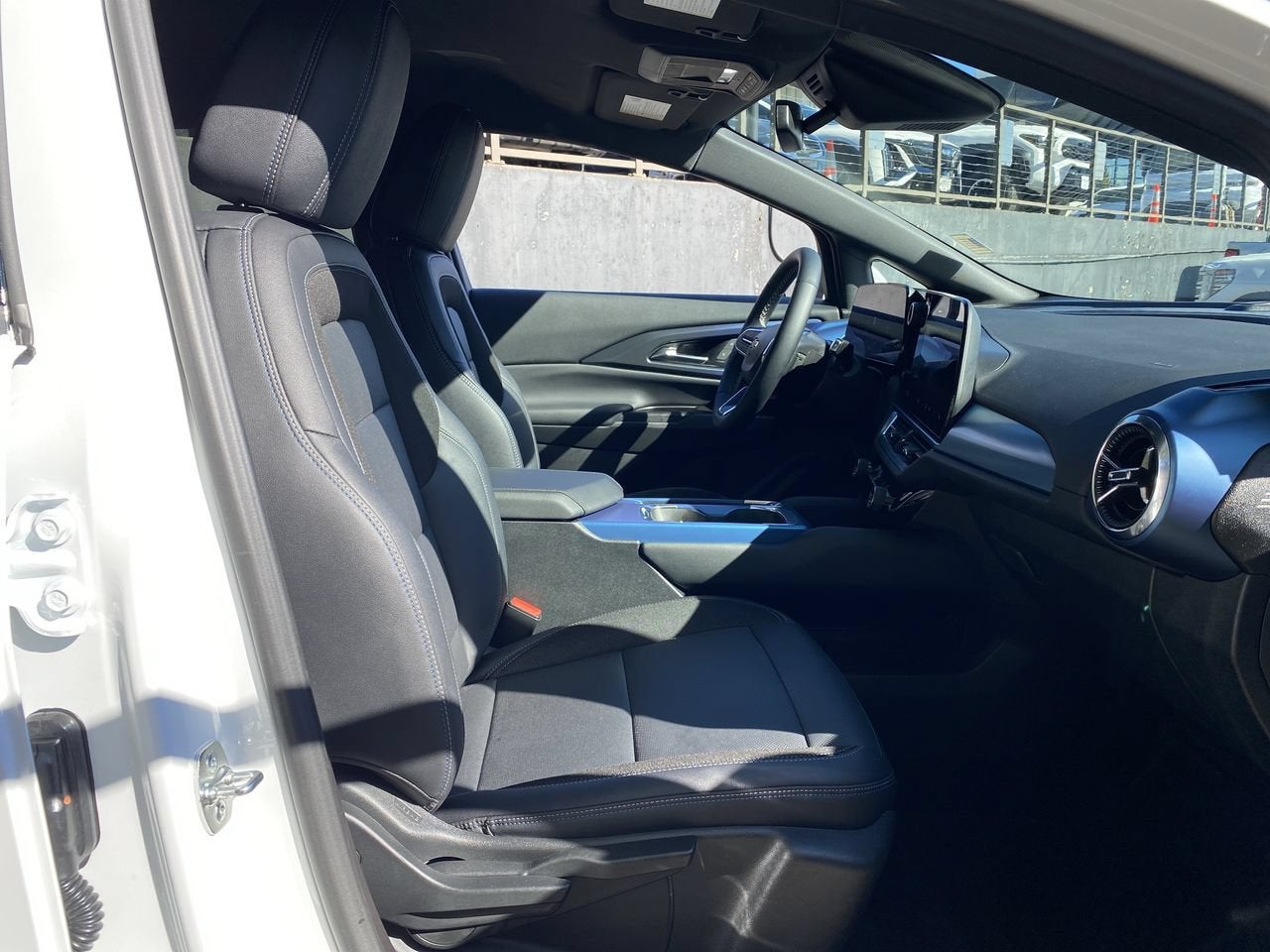 2024 Chevrolet Equinox EV 2LT