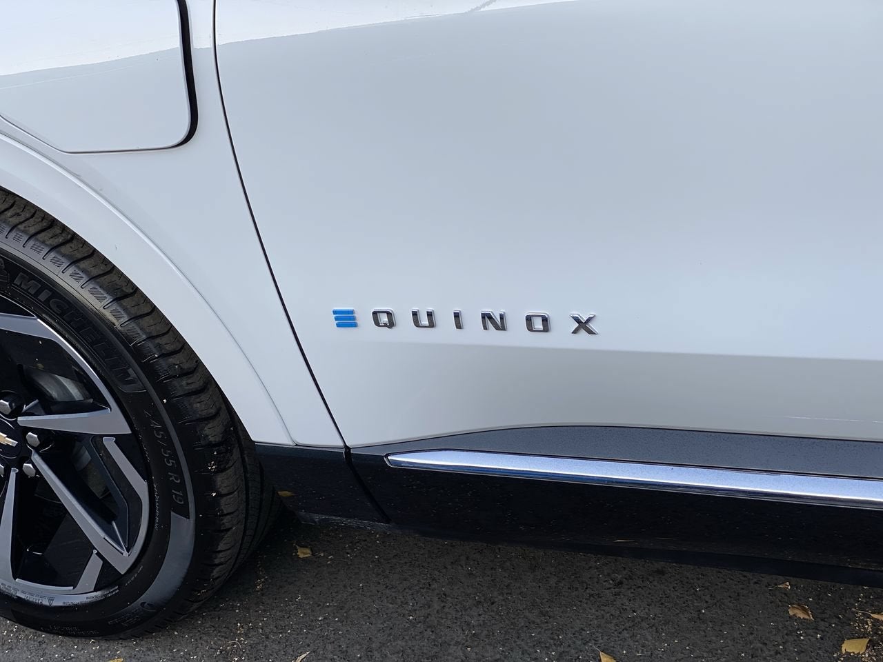 2024 Chevrolet Equinox EV 2LT