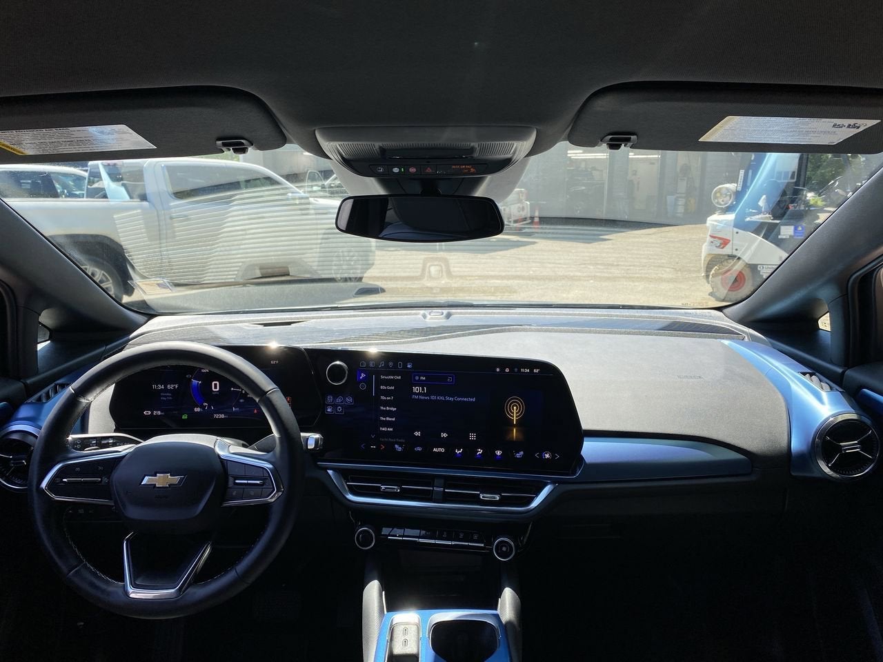 2025 Chevrolet Equinox EV LT