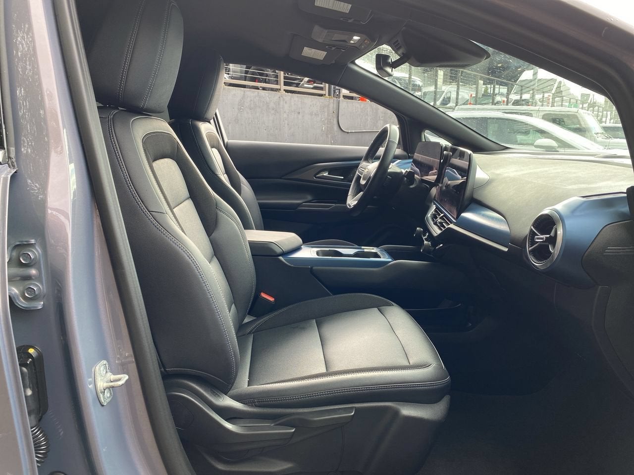 2024 Chevrolet Equinox EV 2LT