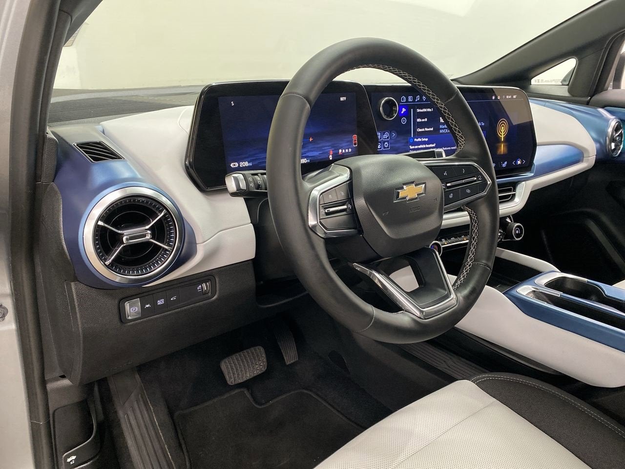 2024 Chevrolet Equinox EV 2LT