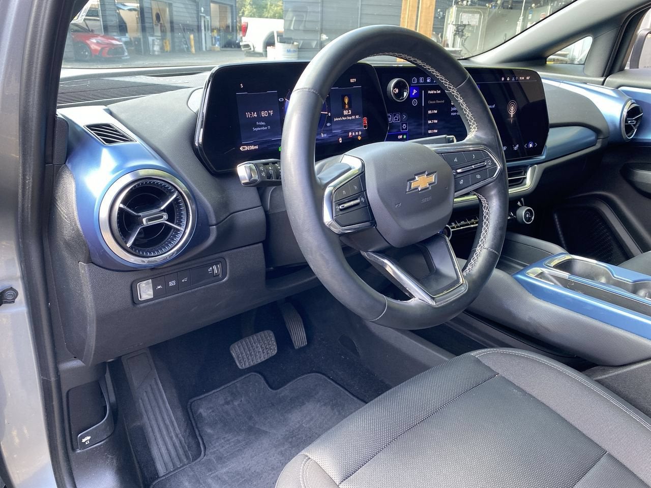 Used 2024 Chevrolet Equinox EV LT with VIN 3GN7DLRR8RS268037 for sale in Portland, OR