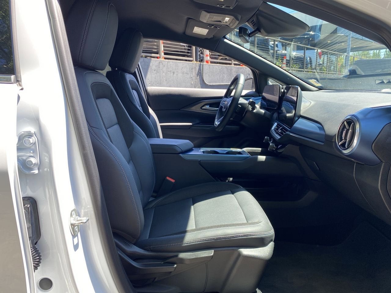 2024 Chevrolet Equinox EV 2LT