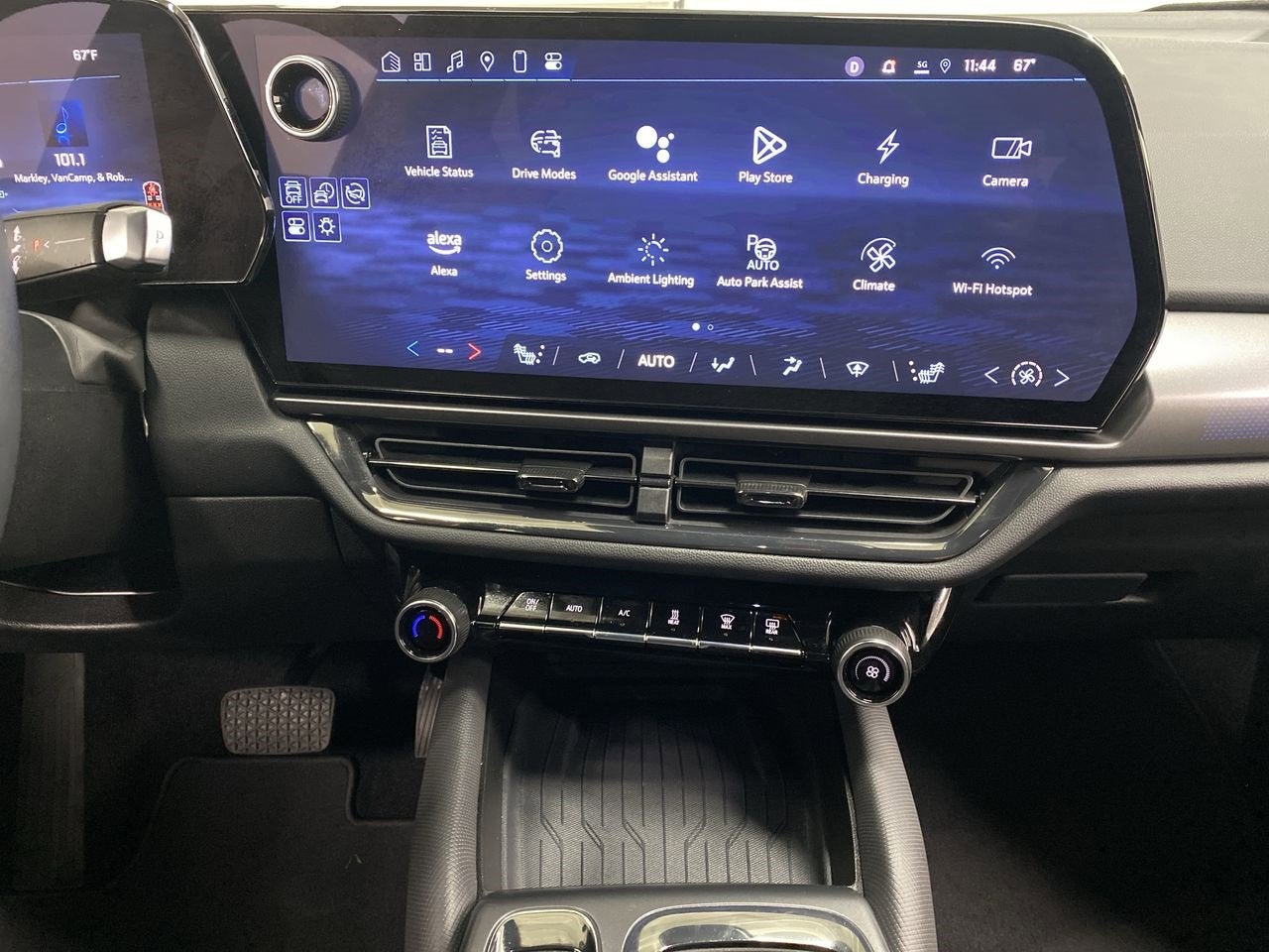 2024 Chevrolet Equinox EV RS