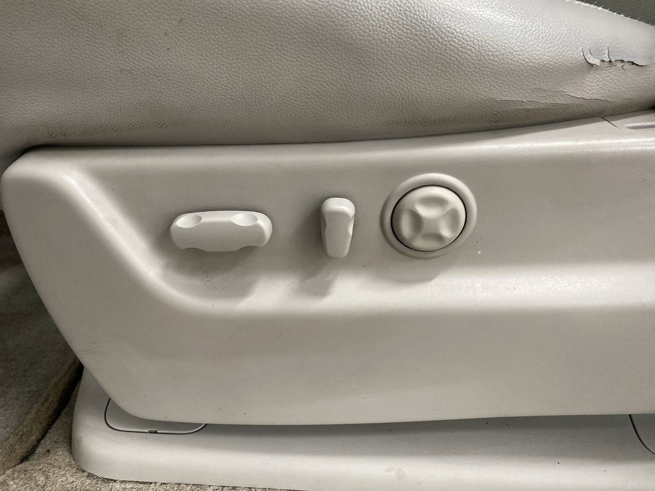 2012 Chevrolet Avalanche LTZ