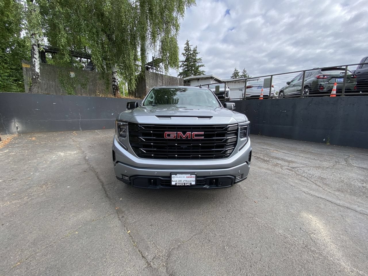 2025 GMC Sierra 1500 Elevation