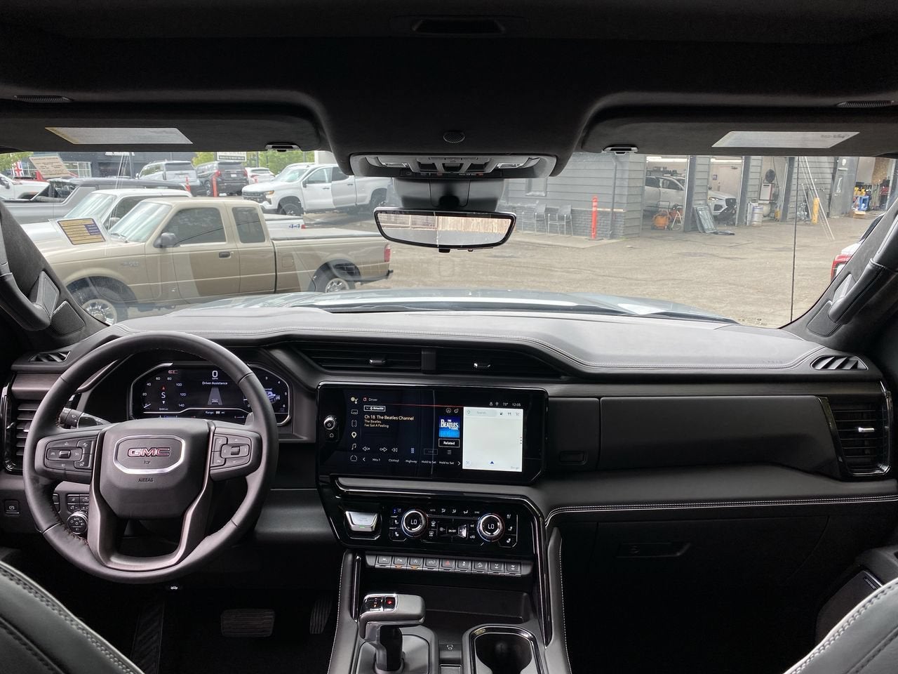 2025 GMC Sierra 1500 AT4X