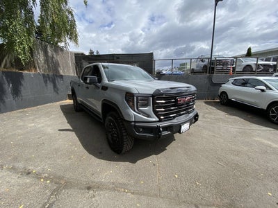 2025 GMC Sierra 1500 AT4X