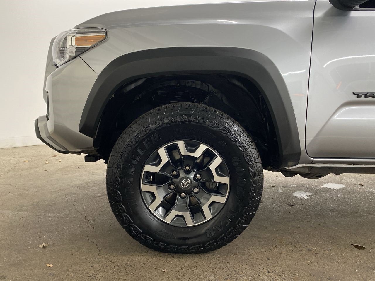 2022 Toyota Tacoma 4WD SR