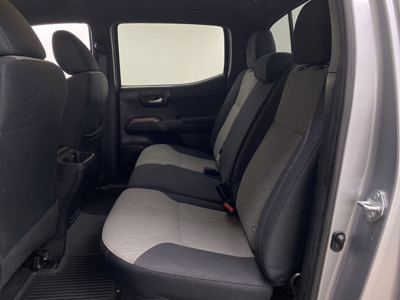 2022 Toyota Tacoma 4WD SR