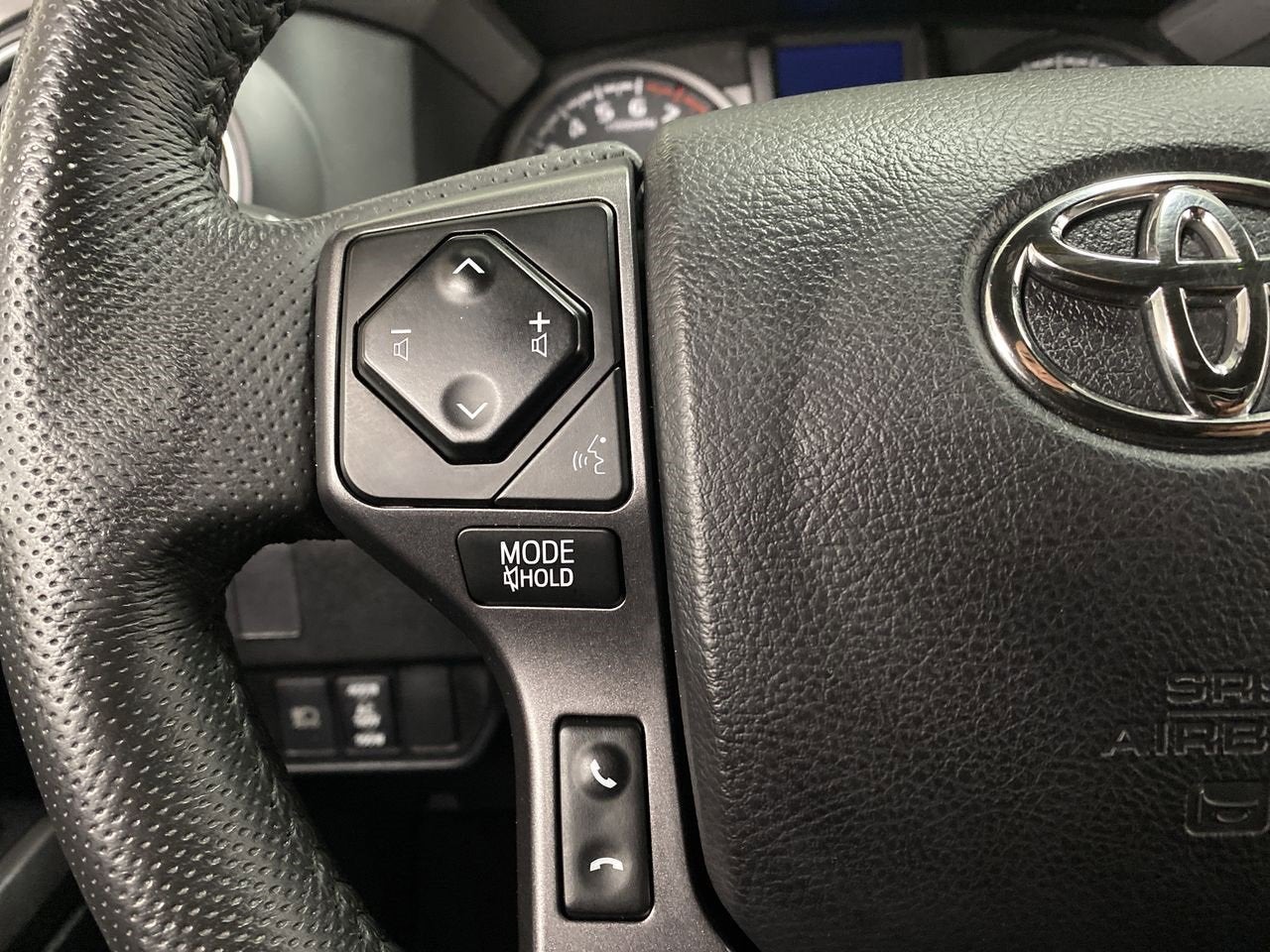 2022 Toyota Tacoma 4WD SR