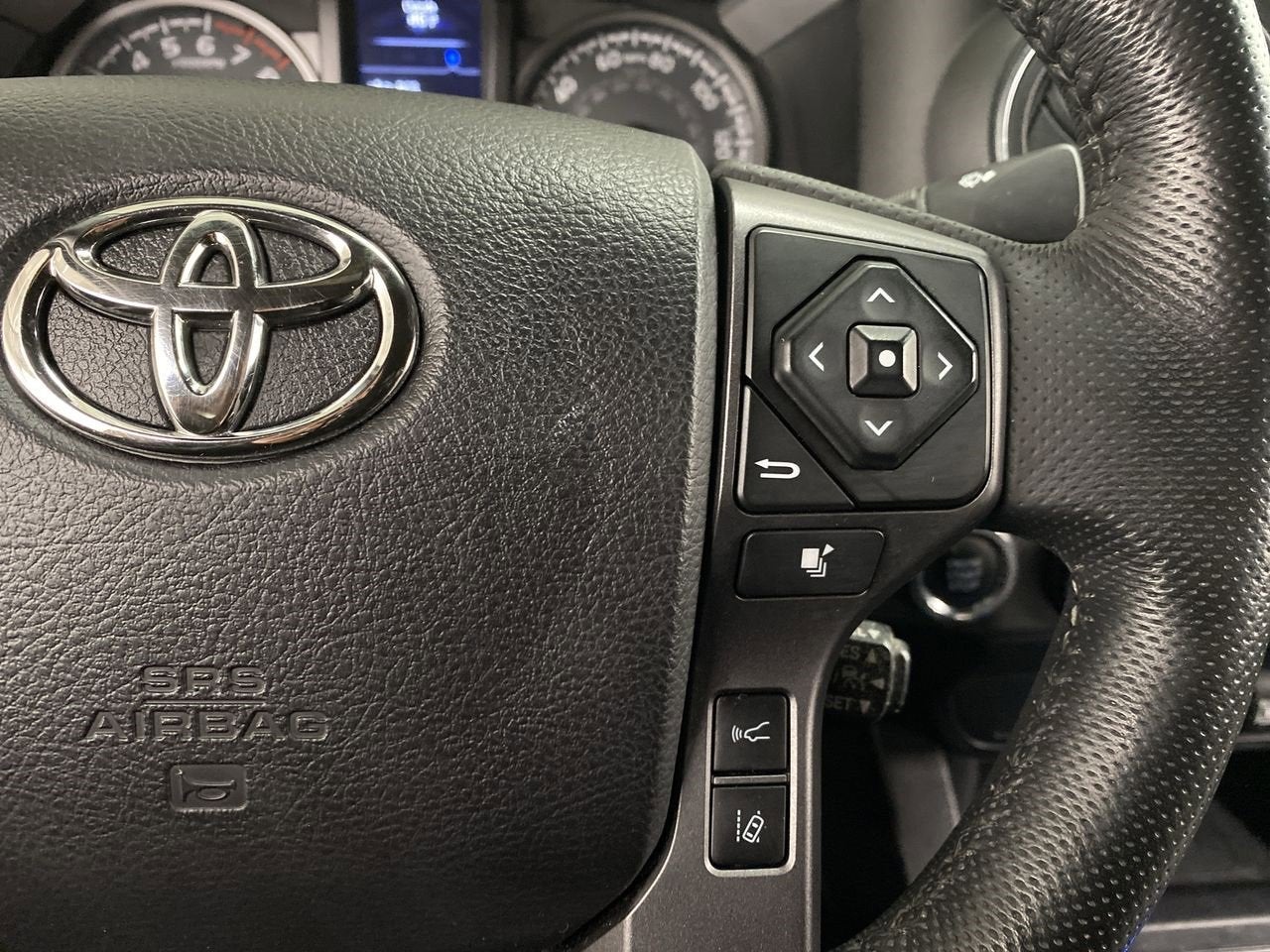 2022 Toyota Tacoma 4WD SR