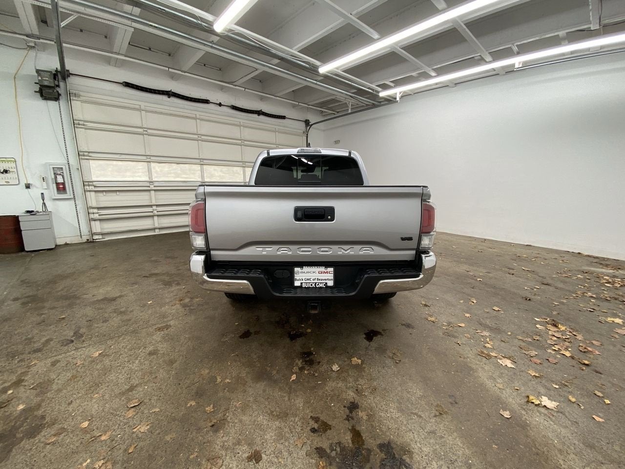 2022 Toyota Tacoma 4WD SR