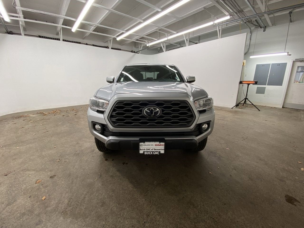 2022 Toyota Tacoma 4WD SR