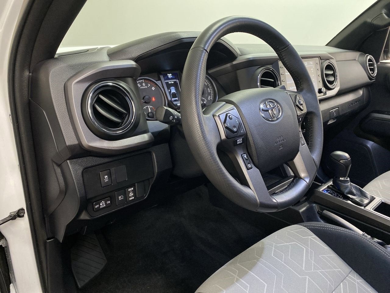 2023 Toyota Tacoma 4WD SR