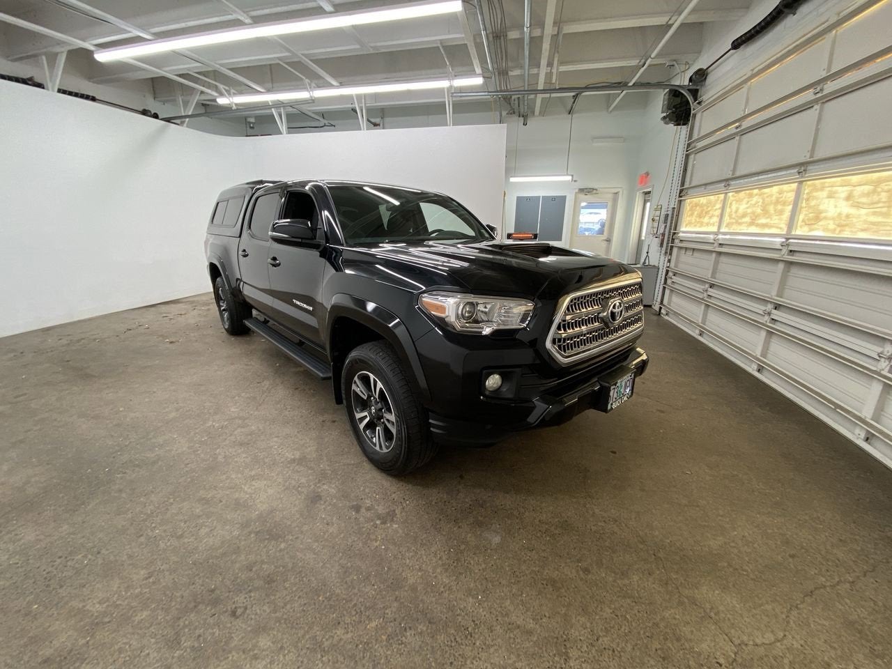 2016 Toyota Tacoma SR5