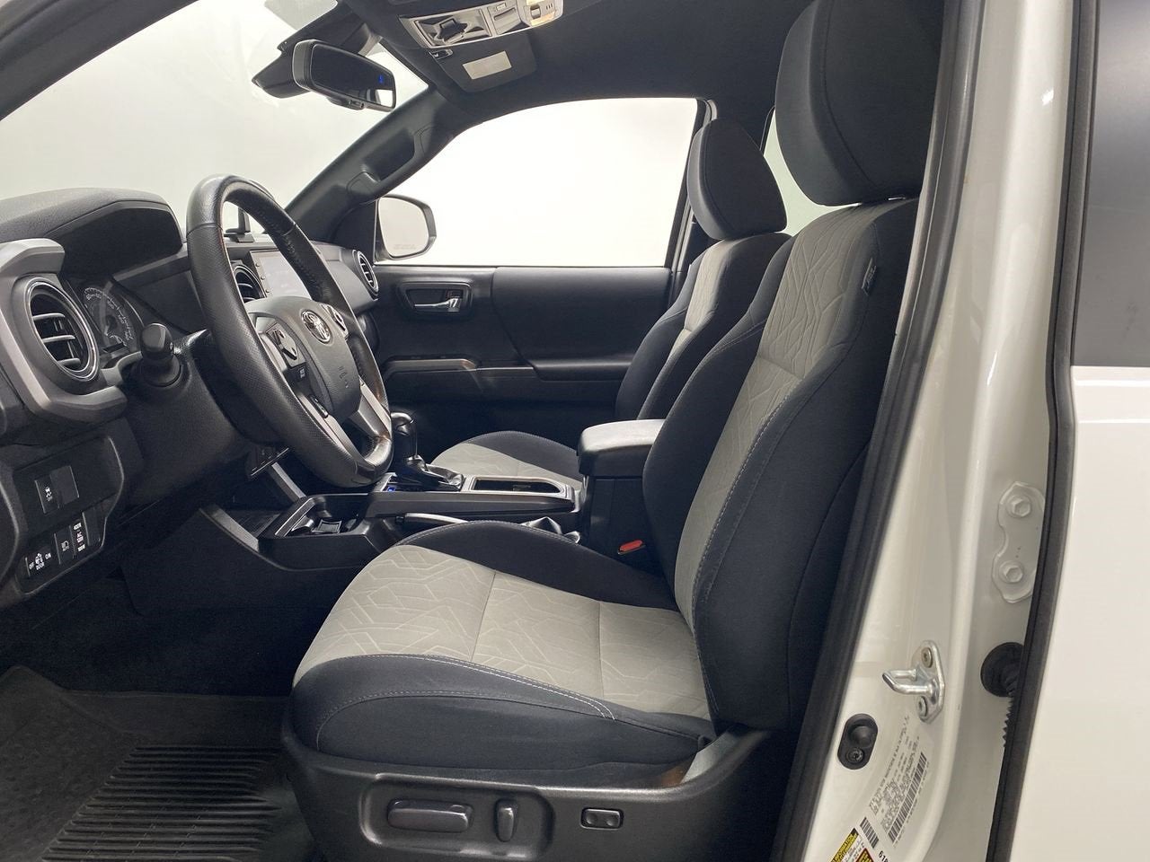 2023 Toyota Tacoma 4WD SR5