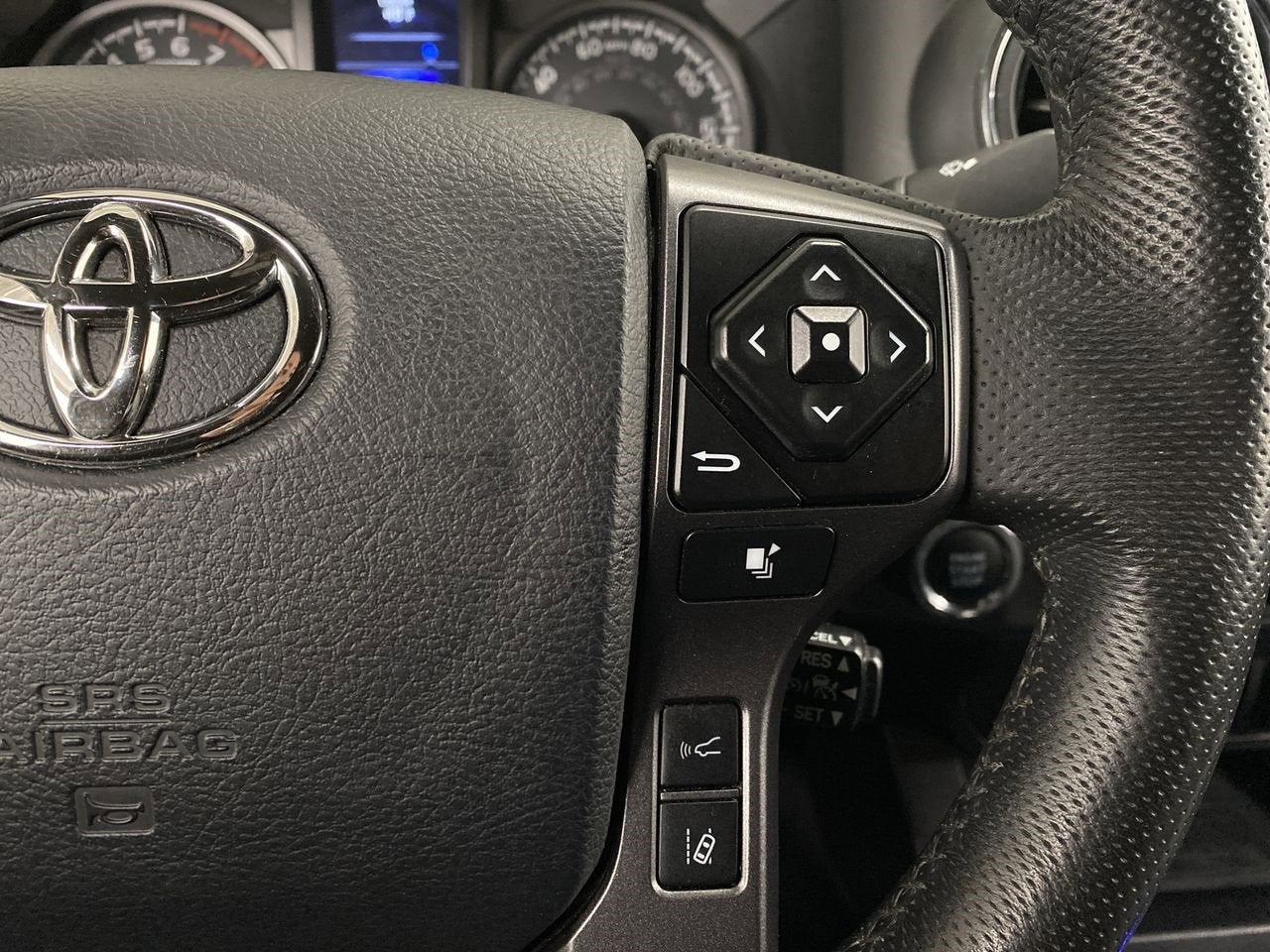 2023 Toyota Tacoma 4WD SR5