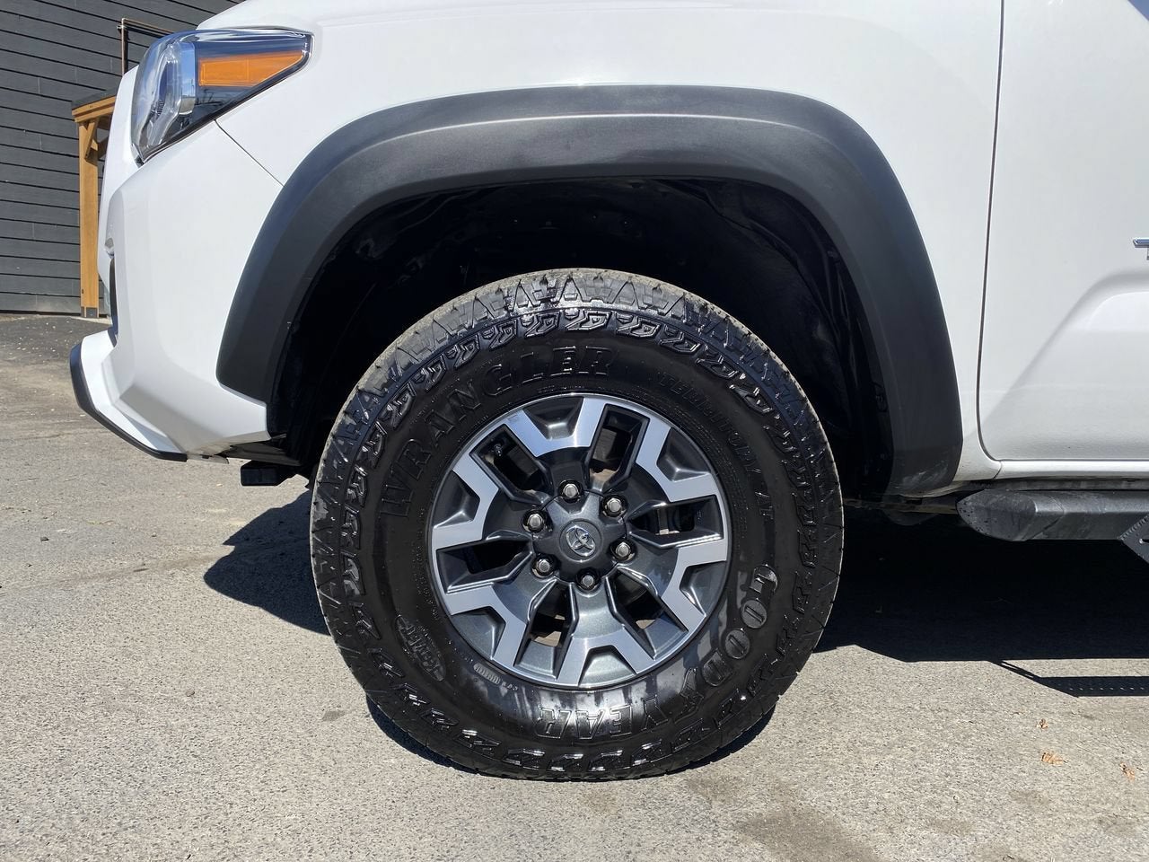 2023 Toyota Tacoma 4WD SR5