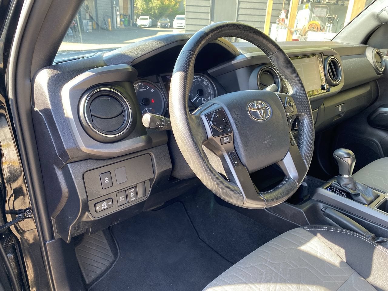 2020 Toyota Tacoma 4WD SR5