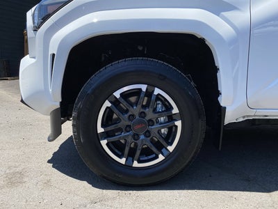2024 Toyota Tacoma 4WD SR5