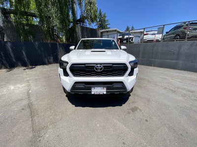2024 Toyota Tacoma 4WD SR5